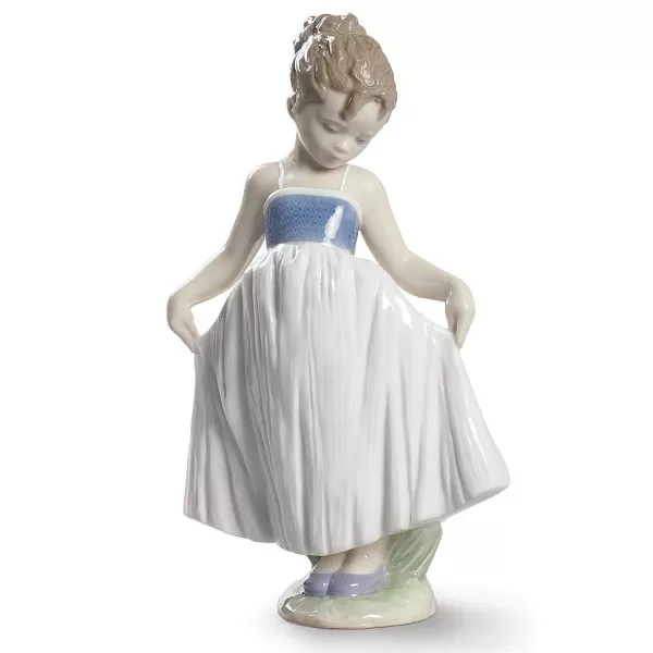 Lladro Look At My Dress Store