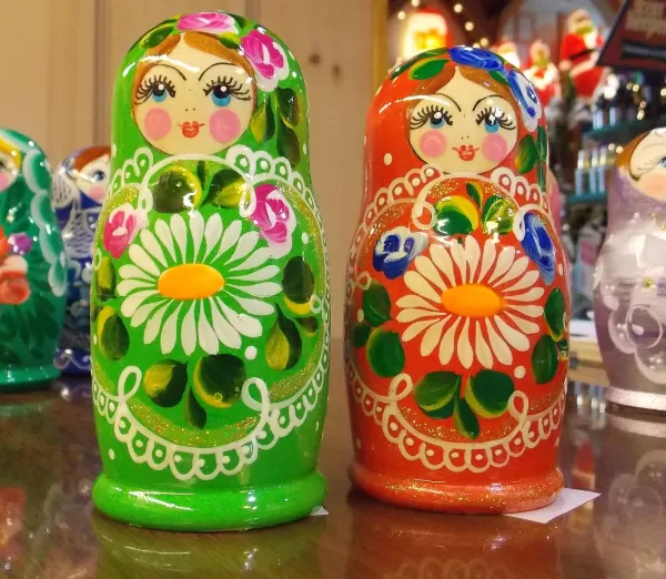 ALSH Matryoshka In Red, Green Or Blue Best Sale